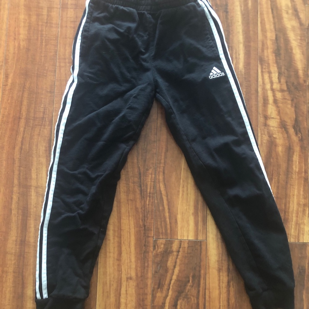 Kids Adidas jogger sweatpants M
